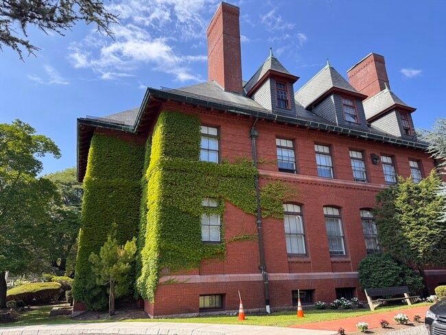 property at 324 Washington St