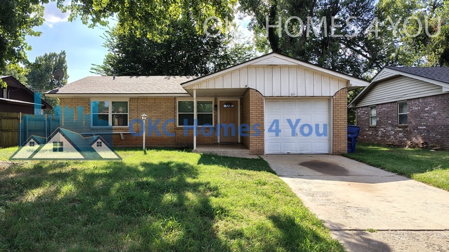 property at 611 S Brookview Ln