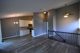 45 Salt Creek Rd in Roselle, IL - Building Photo - Building Photo