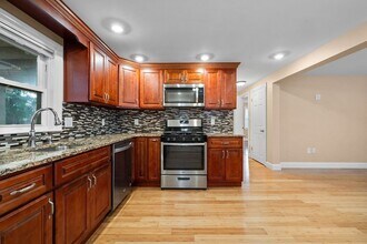 316 Vane St in Revere, MA - Building Photo - Building Photo