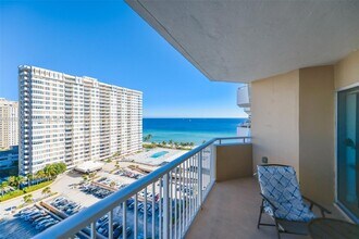 1980 S Ocean Dr, Unit 14M in Hallandale Beach, FL - Building Photo - Building Photo