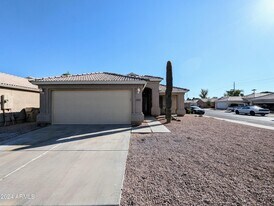 7059 W Gardenia Ave in Glendale, AZ - Building Photo