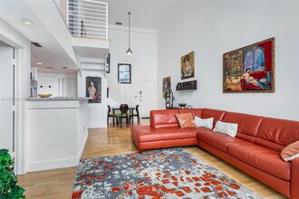 7728 Collins Ave in Miami, FL - Building Photo - Building Photo