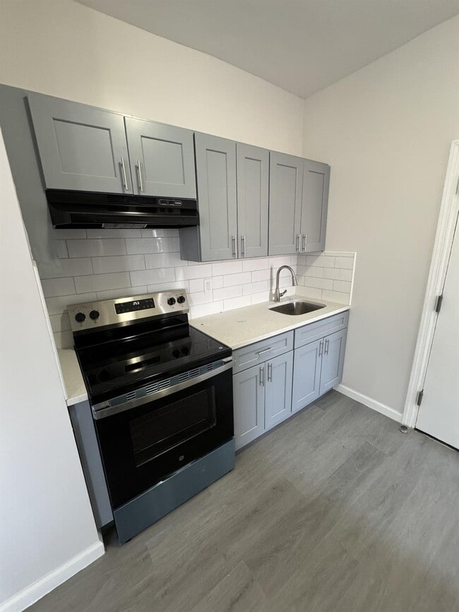 986 Rutland Rd in Brooklyn, NY - Building Photo - Building Photo