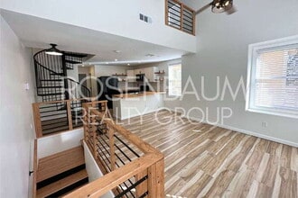 1345 S Owl Dr in Gilbert, AZ - Building Photo - Building Photo