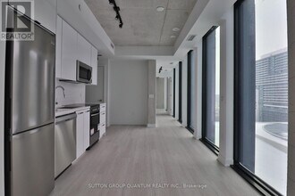 284 King St E in Toronto, ON - Building Photo - Building Photo