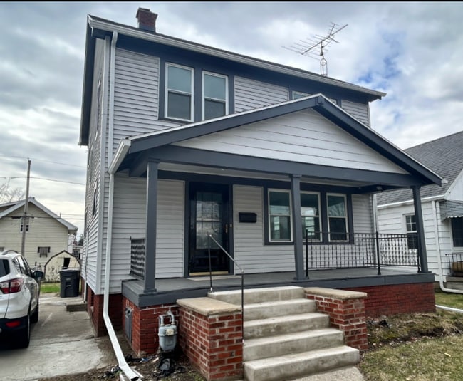 property at 2505 South Ave
