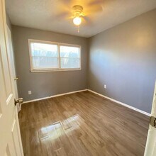 2714 E 3rd St in Lubbock, TX - Foto de edificio - Building Photo