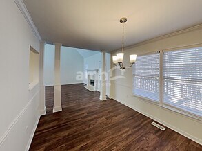 4454 Lockett Trce in Acworth, GA - Building Photo - Building Photo