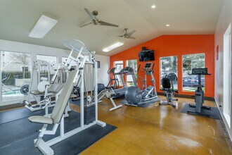 Stonebridge Apartment Homes in Sacramento, CA - Building Photo - Building Photo