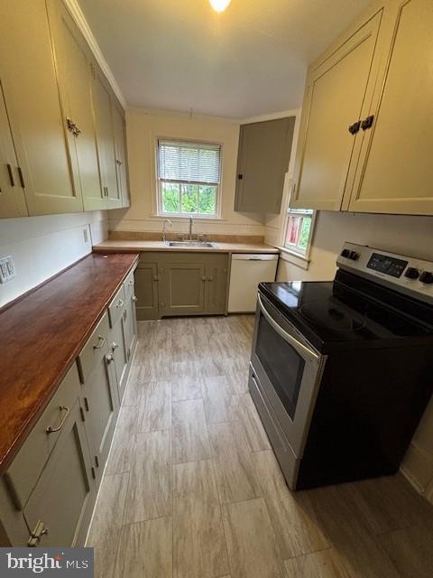 property at 3601 W Market St