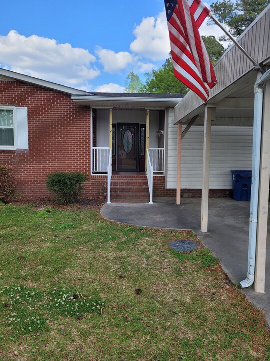 355 McCrae St in Grifton, NC - Building Photo