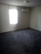 703 Monroe St, Unit 703-B Monroe St in Farmville, VA - Building Photo - Building Photo