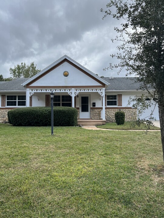8680 SW 94 St in Ocala, FL - Building Photo