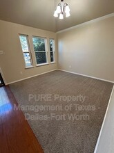 7628 Hollow Forest Dr in Fort Worth, TX - Building Photo - Building Photo