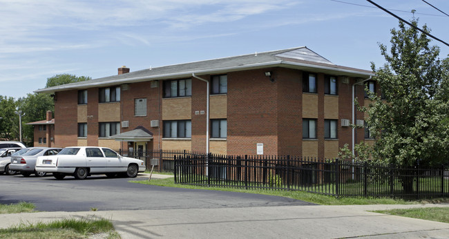 Oak Park Apartments in Cincinnati, OH - Building Photo - Building Photo