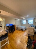315 Saint Paul St, Unit 4 in Brookline, MA - Building Photo