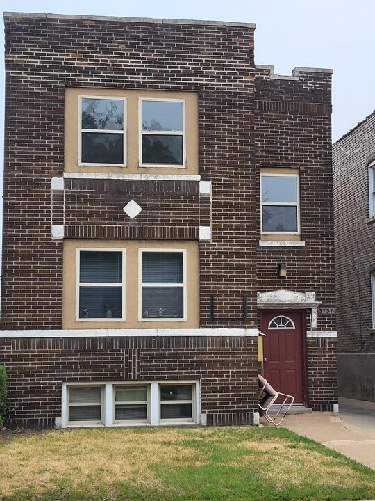 4801 Indianapolis Blvd, Unit 201 Photo