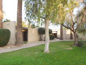 4348 North 36th Place, Unit Apt 2 in Phoenix, AZ - Building Photo - Building Photo