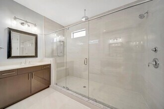 9893 Brickhill Dr in Boca Raton, FL - Building Photo - Building Photo