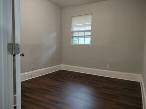 460 W 19th St in Jacksonville, FL - Building Photo - Building Photo