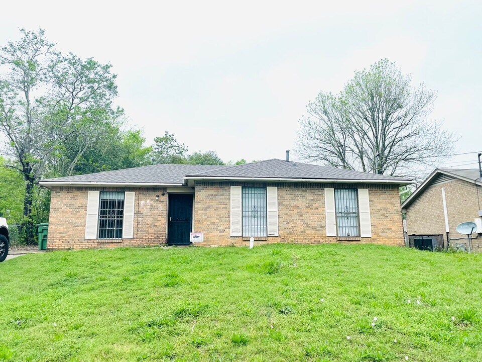 5124 Levenson Rd in Montgomery, AL - Building Photo