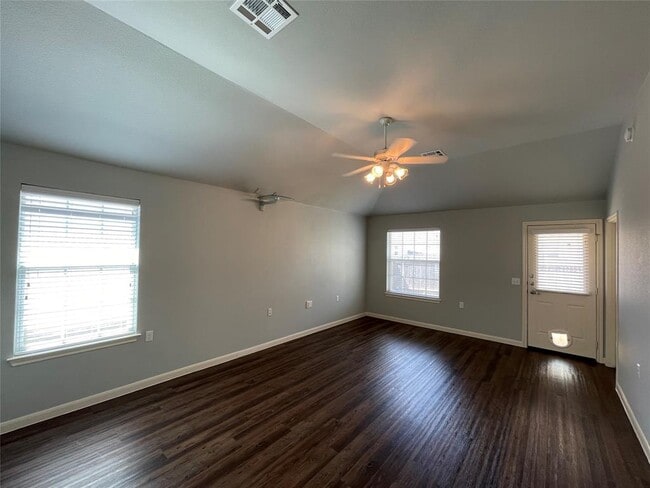 7817 Duber Ln in Austin, TX - Building Photo - Building Photo