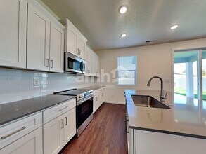 9460 W Shumard St in Star, ID - Building Photo - Building Photo
