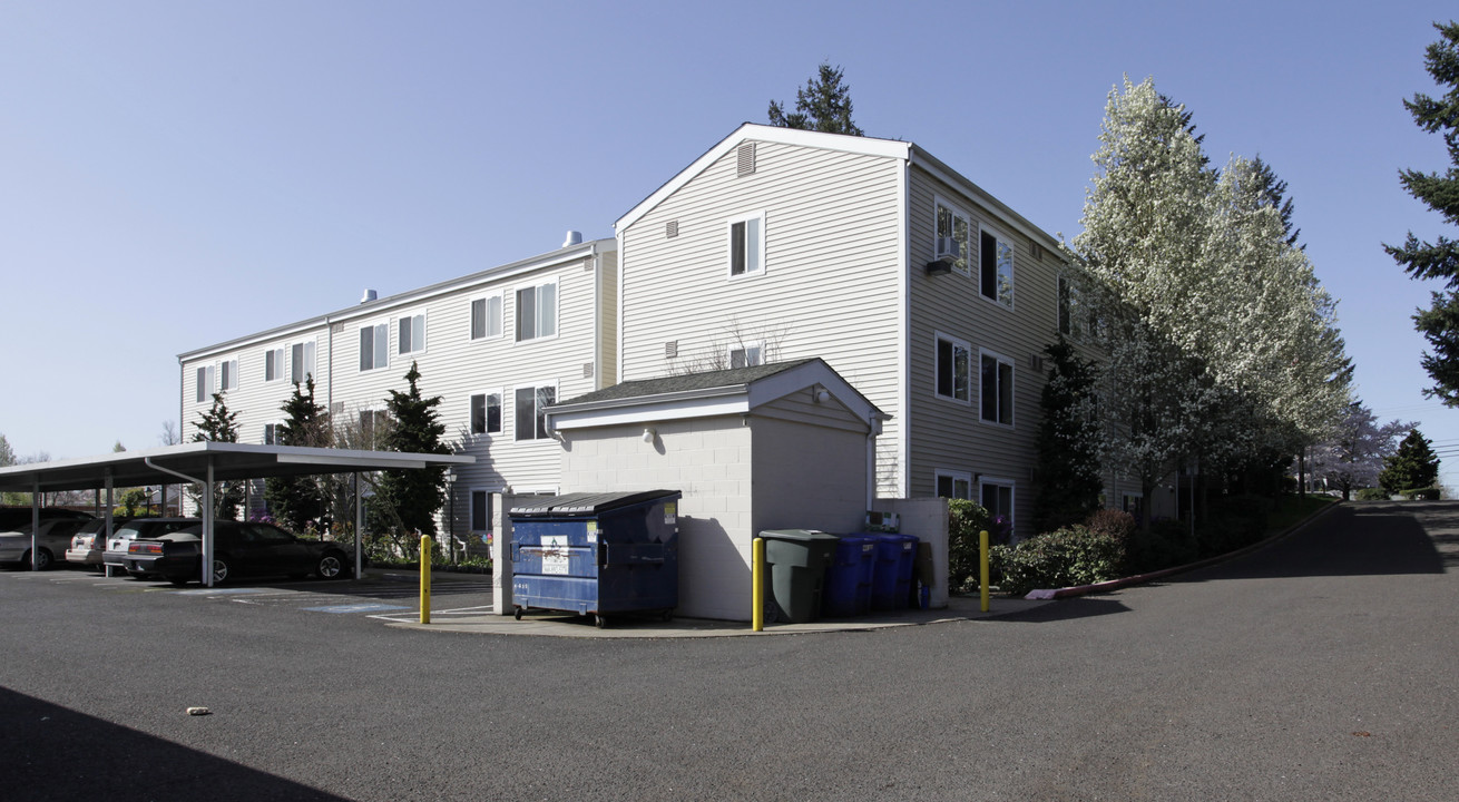 Forest Ridge Apartments in Vancouver, WA - Building Photo