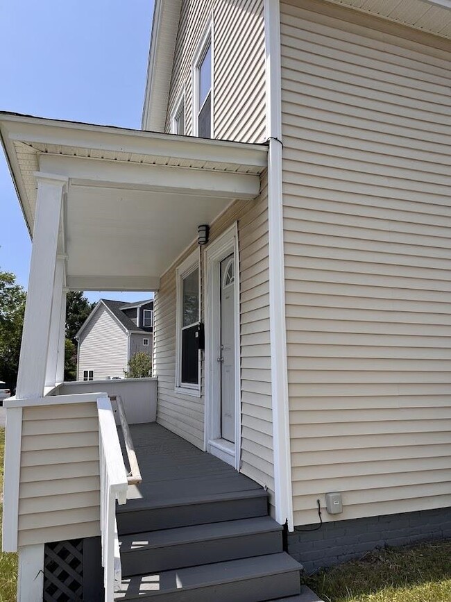 408 Porter St in Manchester, NH - Building Photo - Building Photo