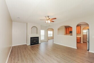 16 Cottage Trce in Cartersville, GA - Foto de edificio - Building Photo