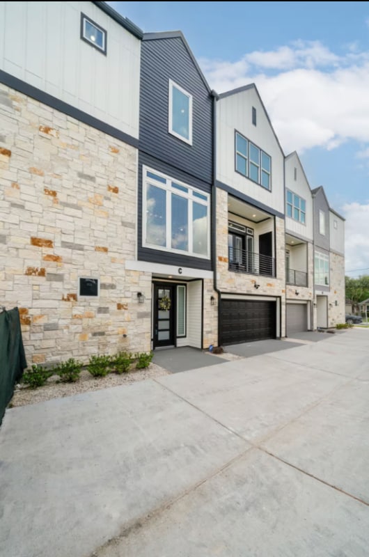 property at 8521 Brandon St