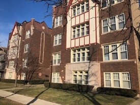 3125-3129 S Harlem Ave Apartments