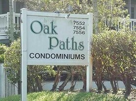 7552 Stirling Rd in Hollywood, FL - Building Photo