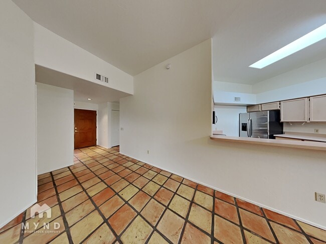 1293 W Crystalline Way in Oro Valley, AZ - Building Photo - Building Photo