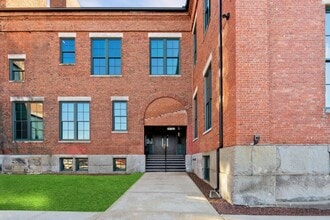 The Varnum in Lowell, MA - Building Photo - Building Photo