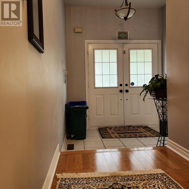 4 Daniel Reaman Crescent in Vaughan, ON - Building Photo - Building Photo