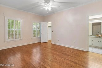 246 Eastbrooke St in Jackson, MS - Foto de edificio - Building Photo