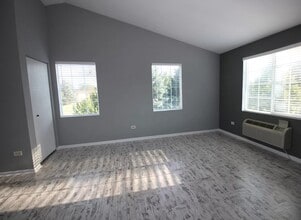 1417 McClure Rd in Aurora, IL - Building Photo - Building Photo