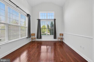 304 Dye Wy in Moorestown, NJ - Building Photo - Building Photo