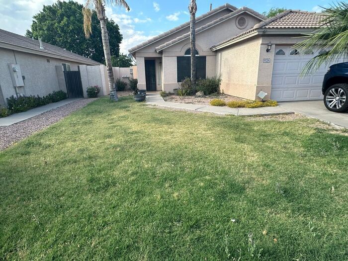 5726 E Harmony Ave in Mesa, AZ - Building Photo