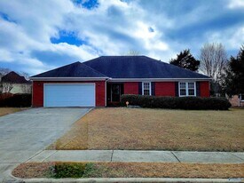 122 Pebblebrook Cir in Madison, AL - Building Photo
