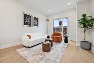 161 Van Wagenen Ave in Jersey City, NJ - Building Photo