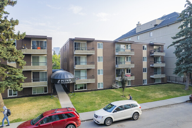 110 & 120 on 25th in Calgary, AB - Foto de edificio - Building Photo