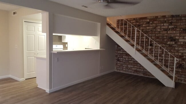 2603 Sextant Ave in Port Hueneme, CA - Foto de edificio - Building Photo