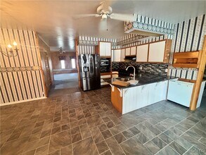 9076 NY-289 in Adams, NY - Foto de edificio - Building Photo