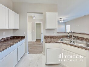143 Biscayne Terrace in Hampton, GA - Building Photo - Building Photo