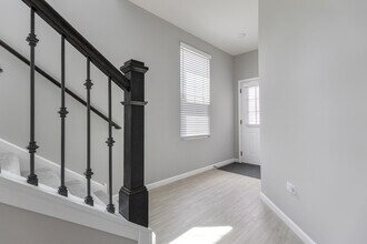 2227 Ryegrass Ln in Bolingbrook, IL - Building Photo - Building Photo