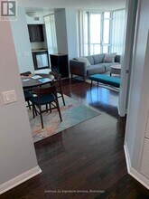 225 Sherway Gardens Rd in Toronto, ON - Building Photo - Building Photo