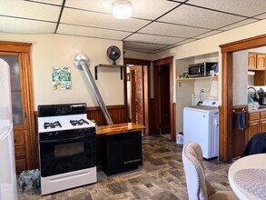 46 King Philip Rd, Unit 2 in Worcester, MA - Foto de edificio - Building Photo